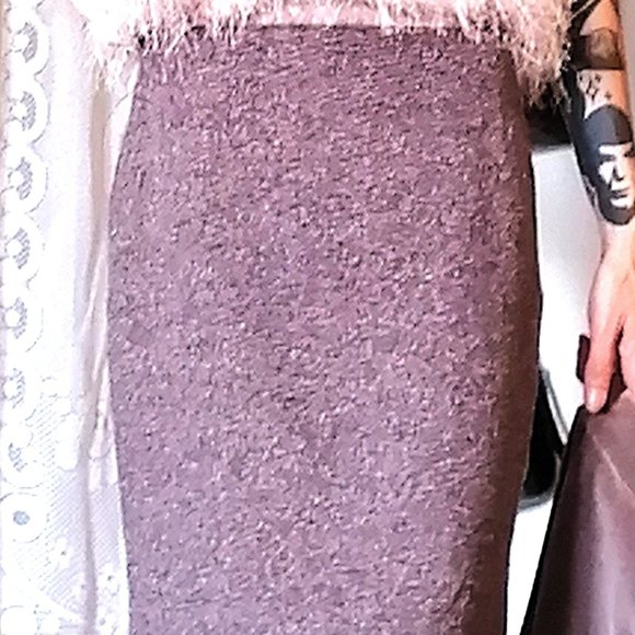 Rhinestone edged, long haired blouse - Picture 3 of 8